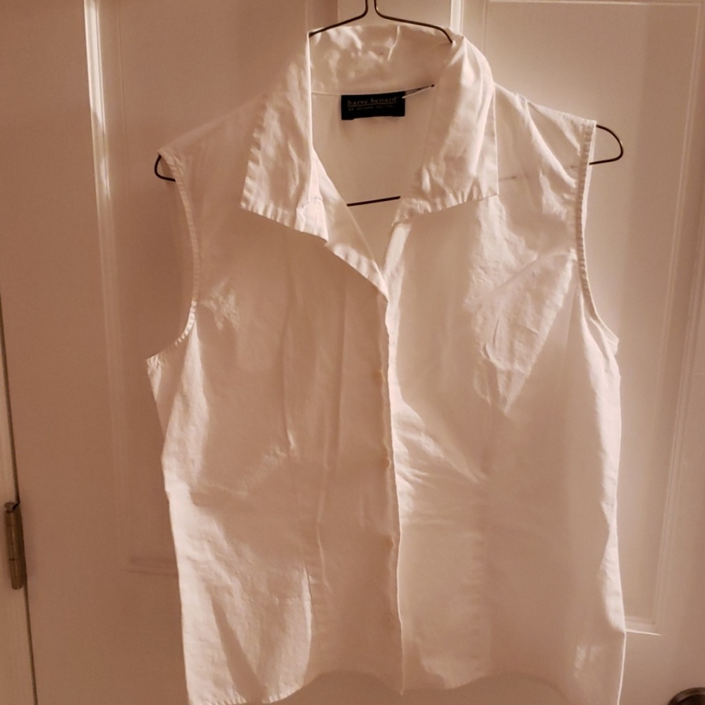 Harve Benard Sleeveless dress top